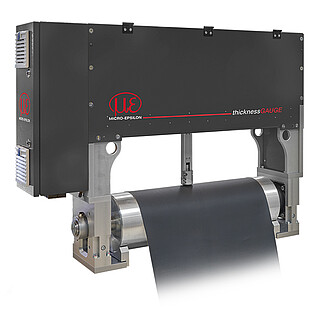 Compact inline measuring system