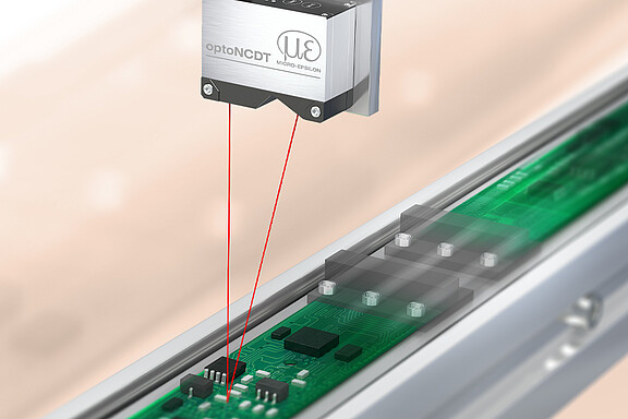 optoCDT 5500 with intelligent exposure control